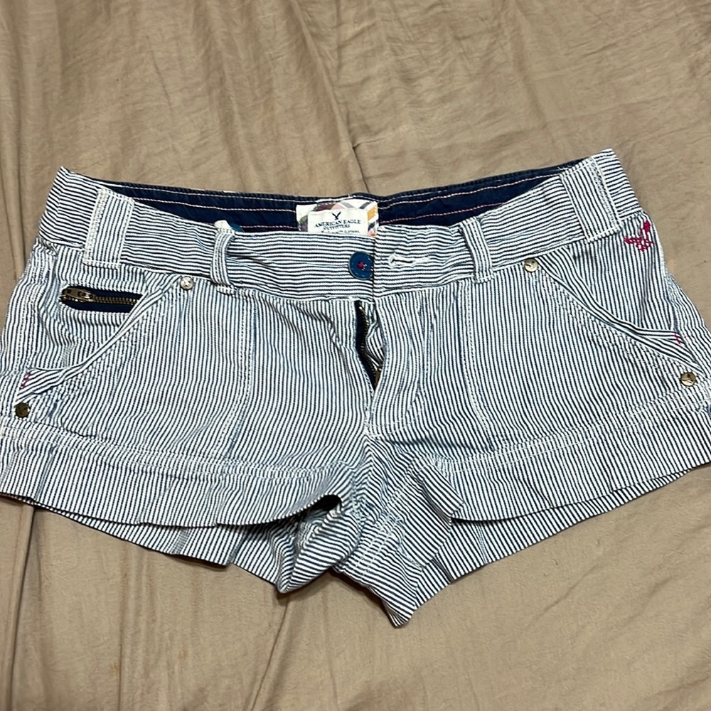 Vintage AE pinstriped low rise shorts